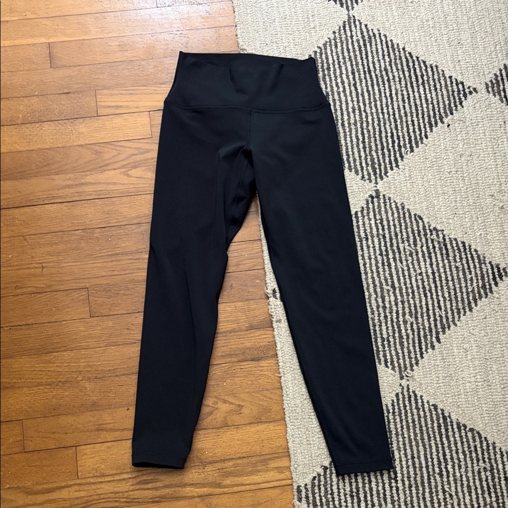Aritzia heatform legging size 4